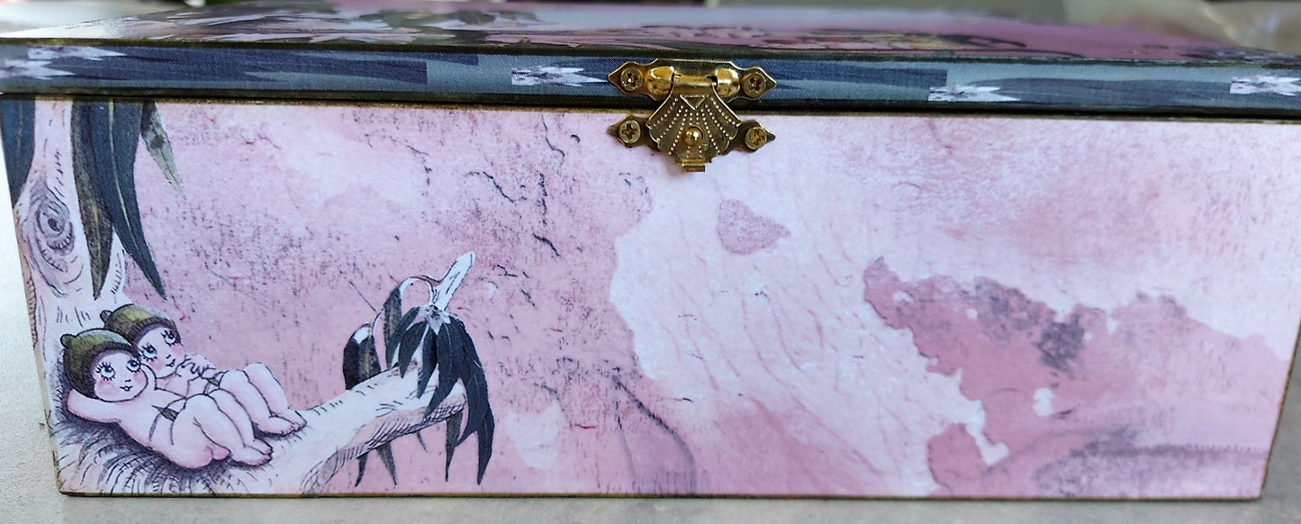 Treasure Chest "Gumnuts Pink"