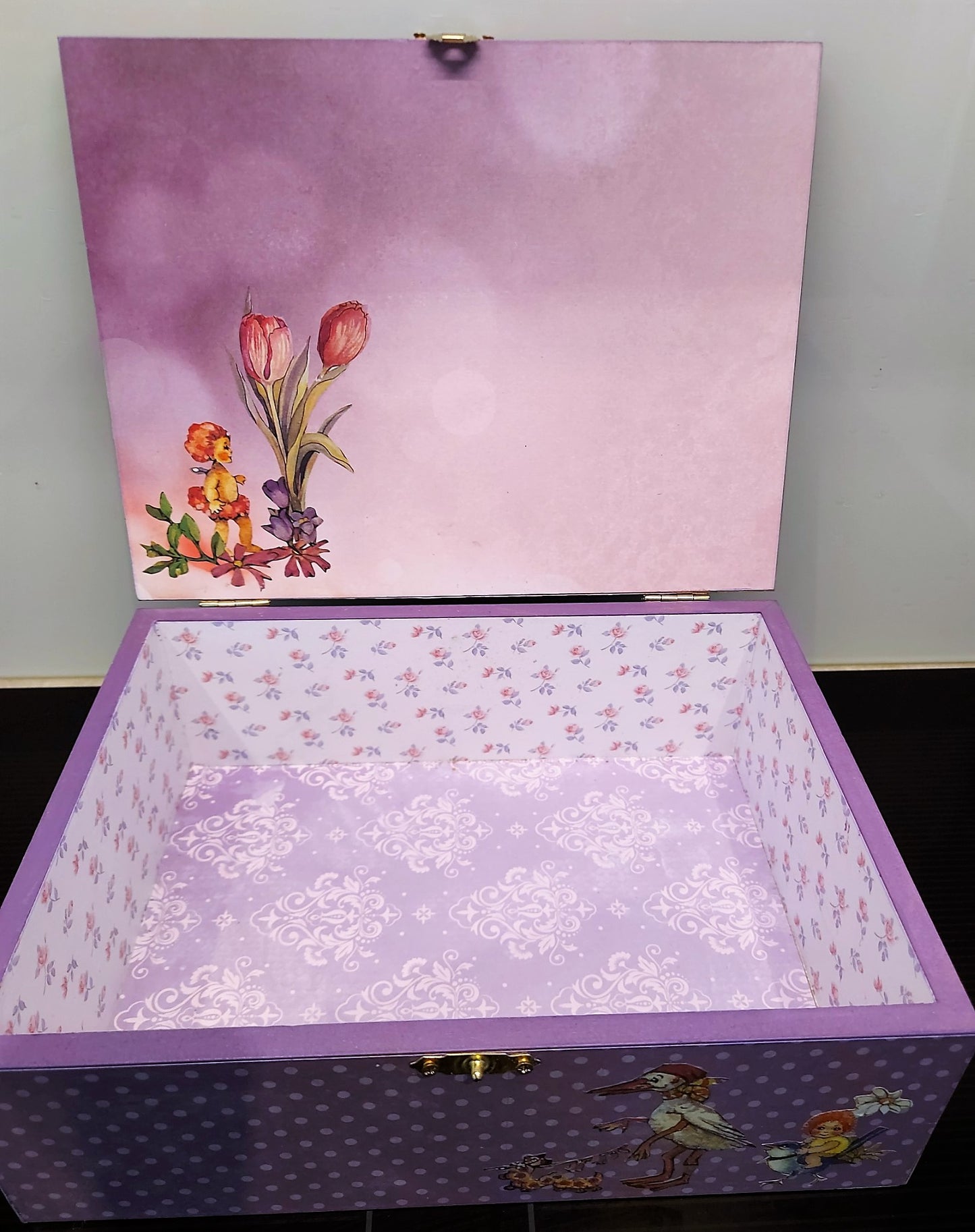 Treasure Chest "Fairies in the bottom of the garden"