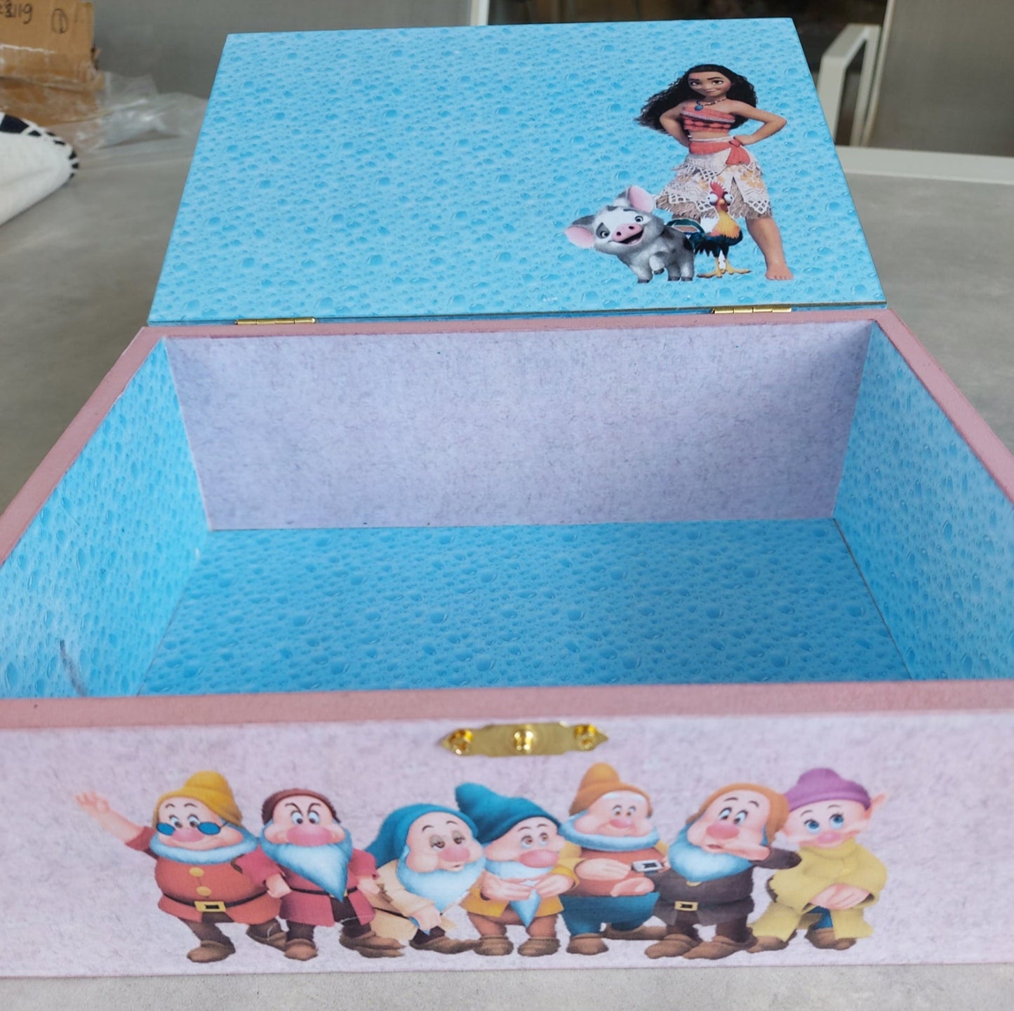 Treasure Chest "Princesses"