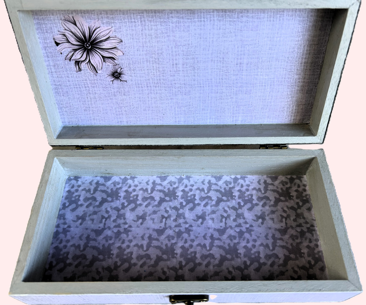 Trinkets and Treasures — Dreamscape