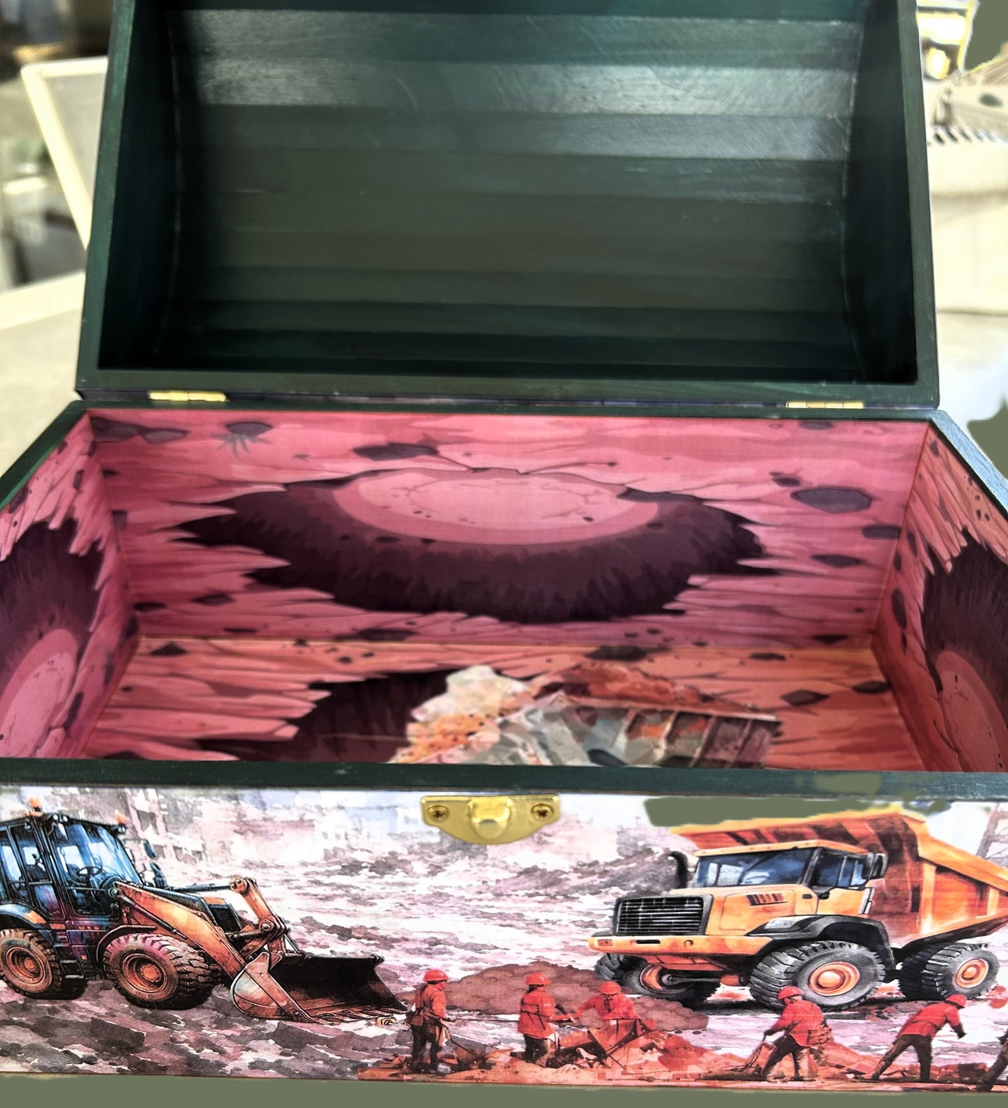 Treasure Chest – Mighty Machines (Extra Large)