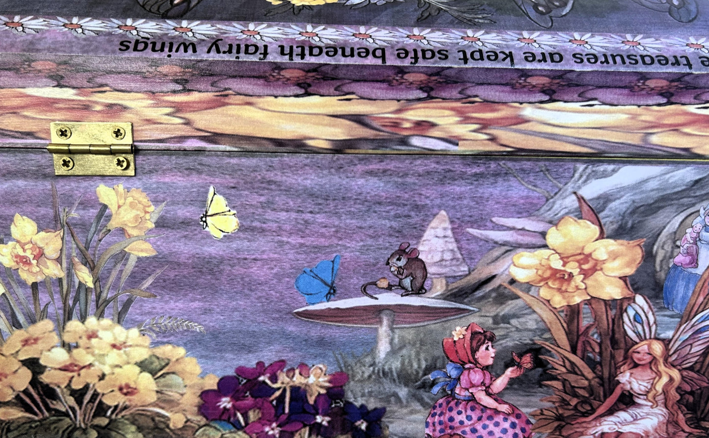 Treasure Chest – Fairies in the Bottom of the Garden (Extra Large)